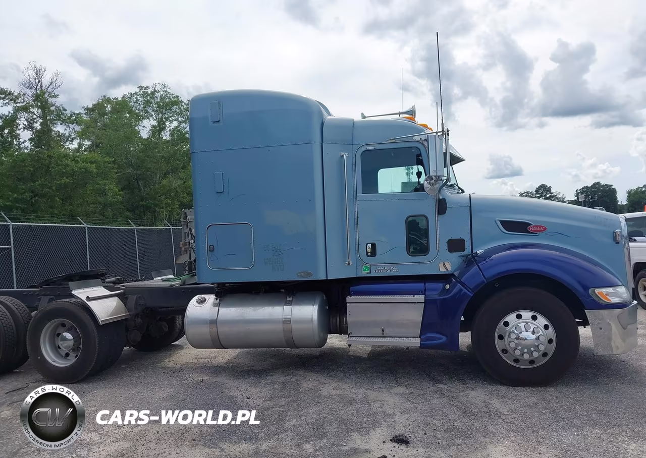 2009 Peterbilt 386 VIN:1XPHD49X59D790401 - 13