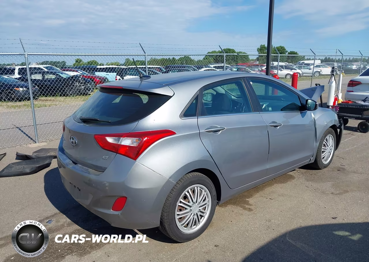 2016 Hyundai Elantra Gt VIN:KMHD35LH5GU263509 - 4