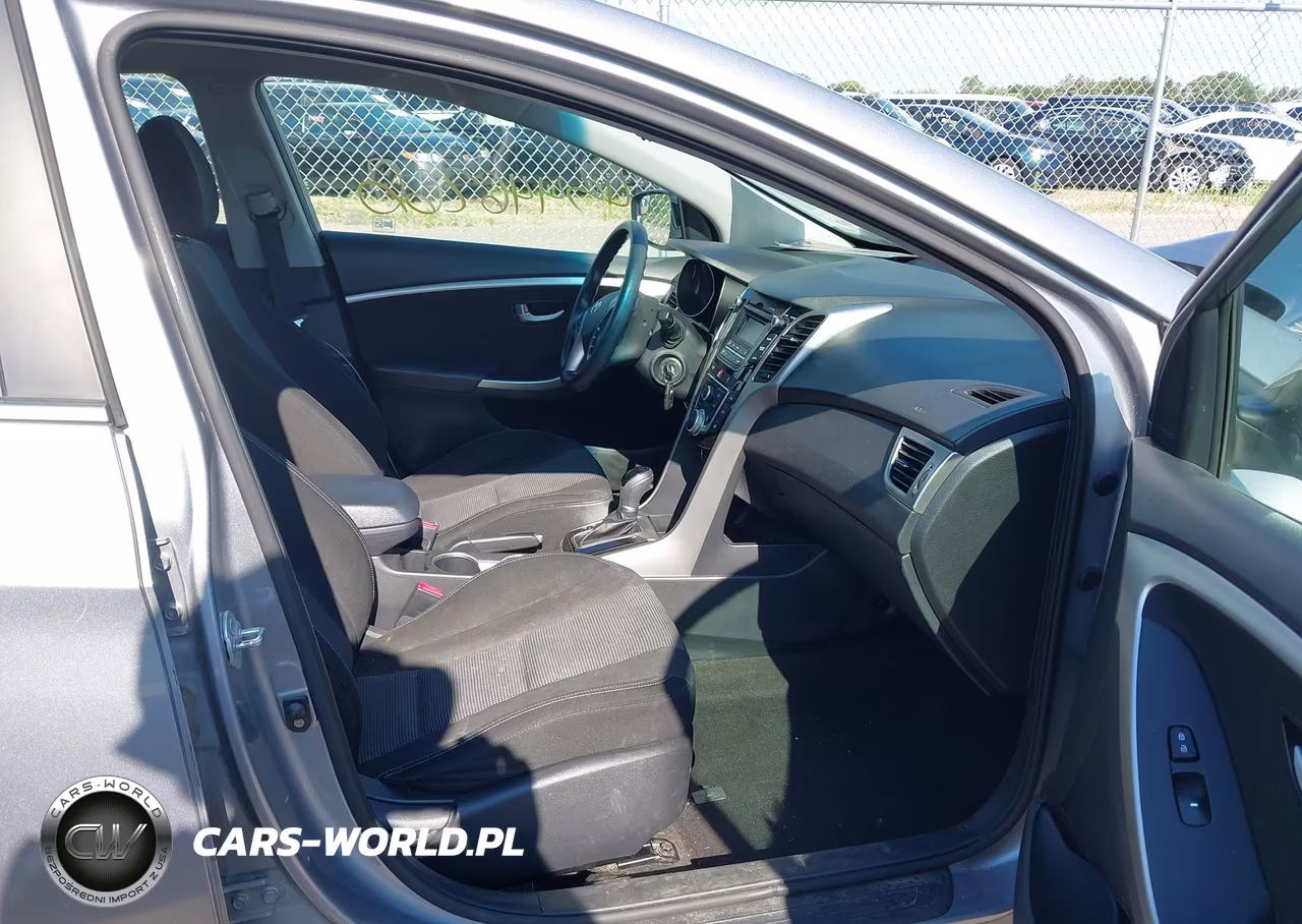 2016 Hyundai Elantra Gt VIN:KMHD35LH5GU263509 - 5
