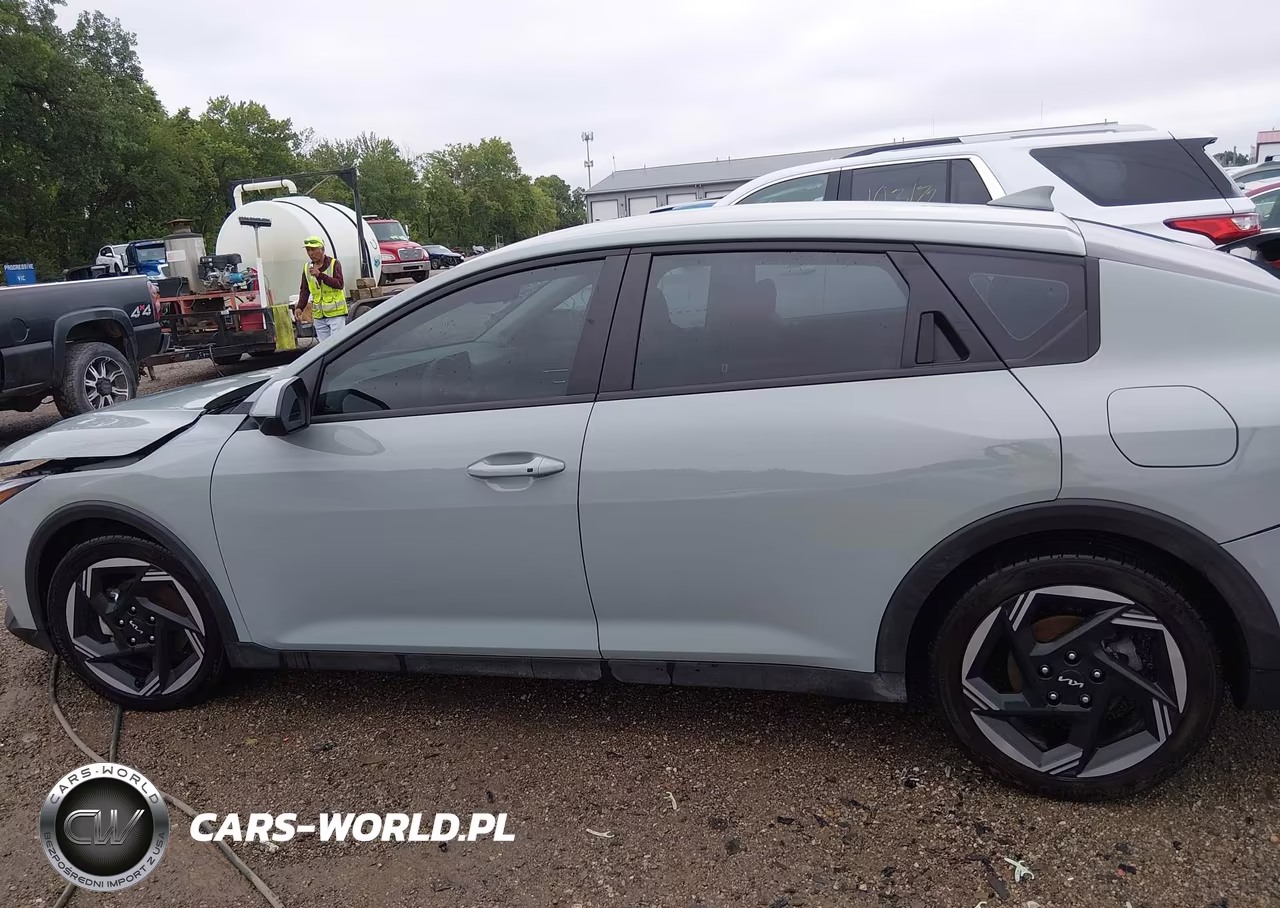 2025 Kia K4 Ex VIN:3KPFU4DEXSE190590 - 14