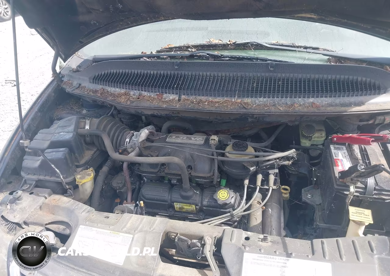 2004 Chrysler Town & Country Lx VIN:2C4GP44R04R607716 - 10