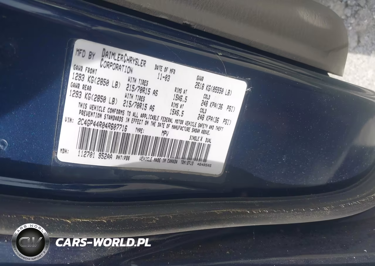 2004 Chrysler Town & Country Lx VIN:2C4GP44R04R607716 - 9