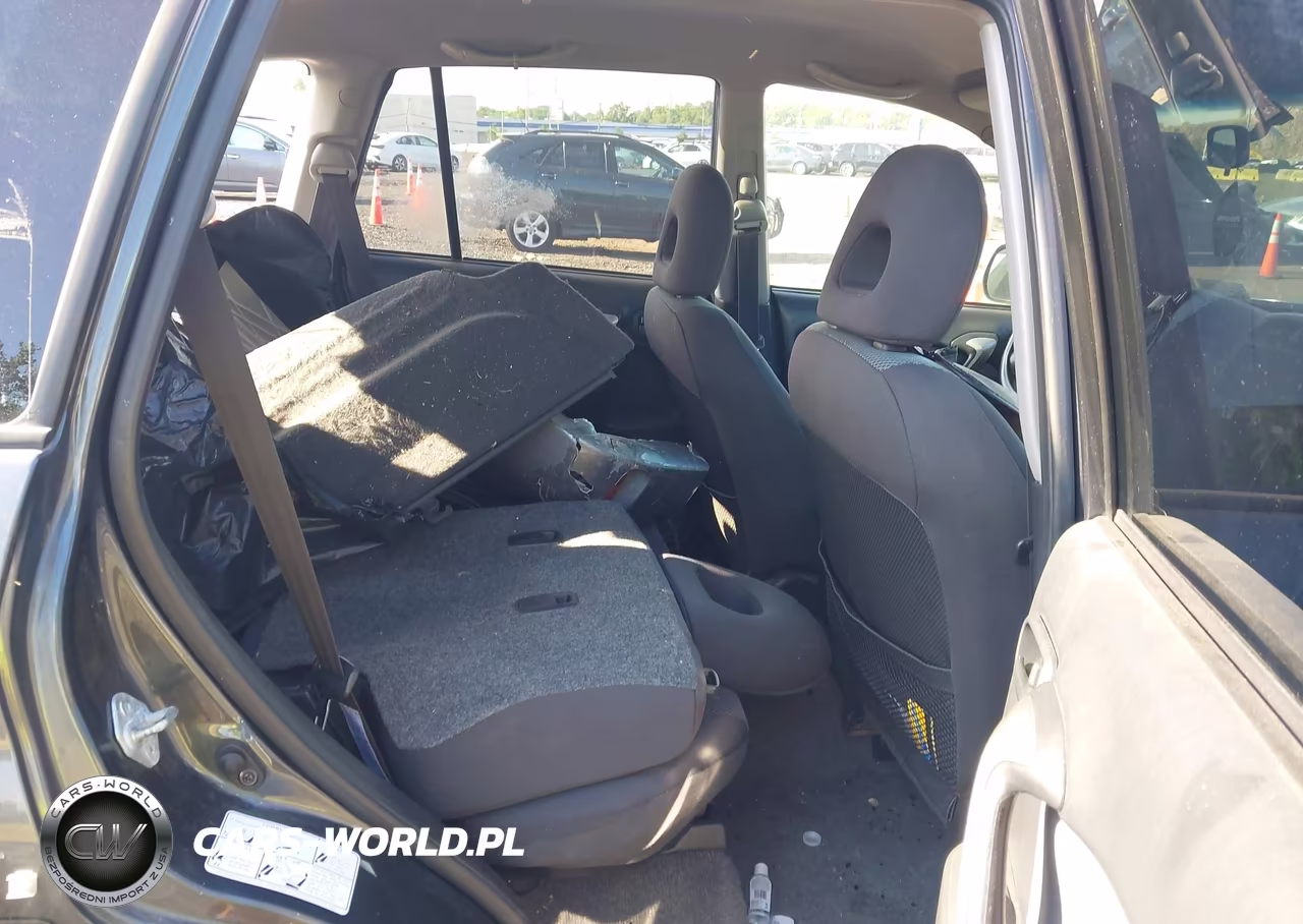 2005 Toyota Rav4 VIN:JTEHD20VX56034557 - 8