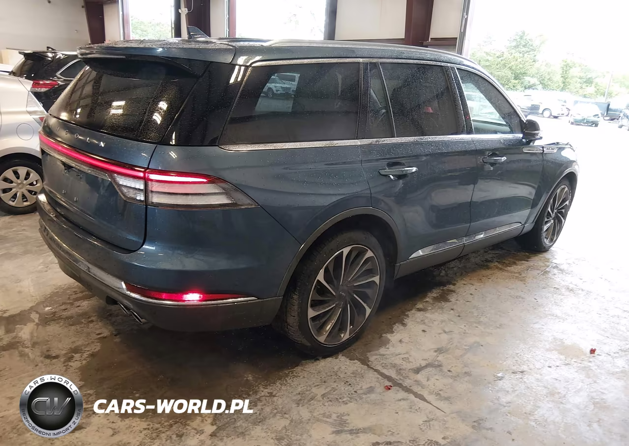 2020 Lincoln Aviator Reserve VIN:5LM5J7XC6LGL23842 - 4