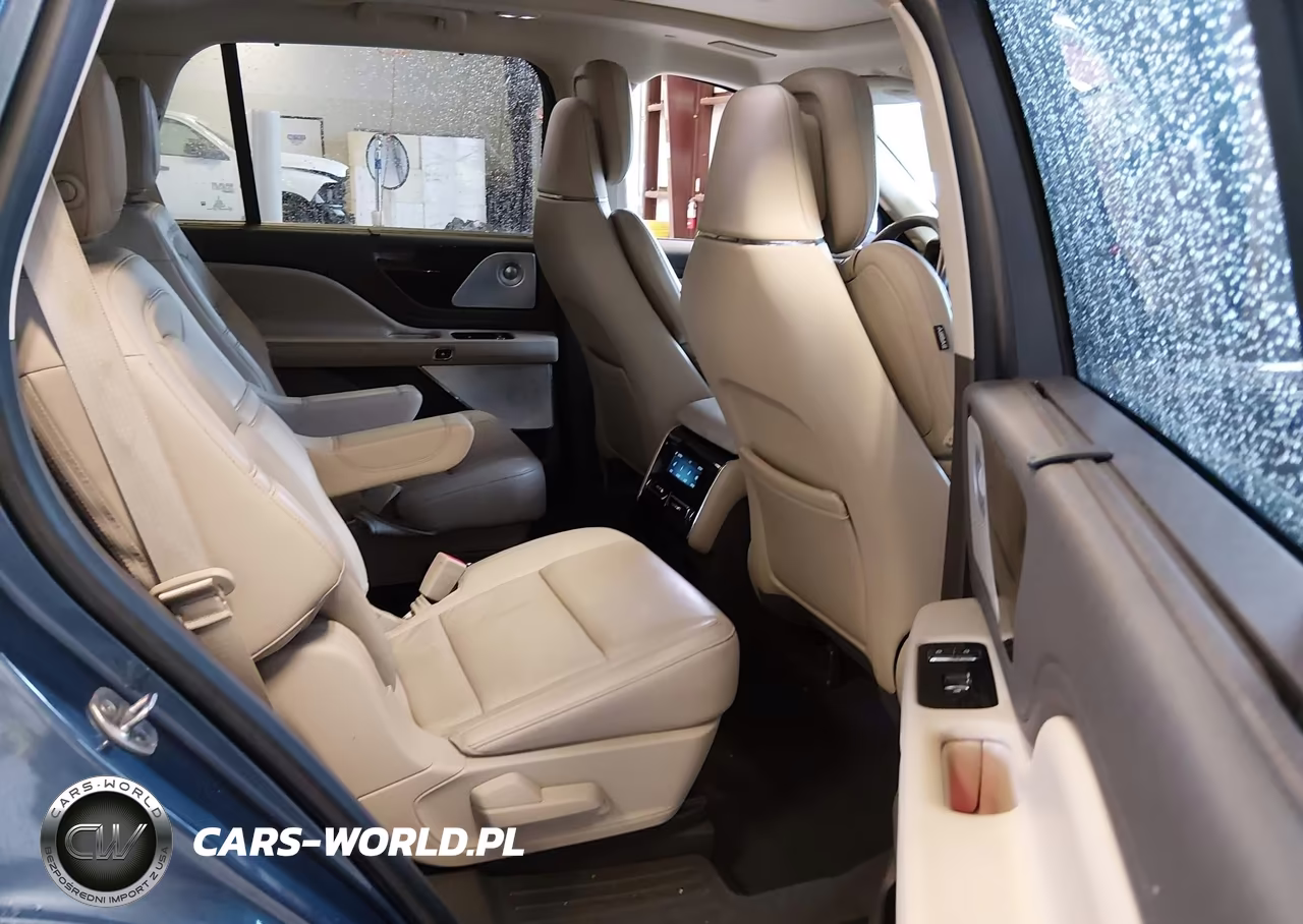 2020 Lincoln Aviator Reserve VIN:5LM5J7XC6LGL23842 - 8