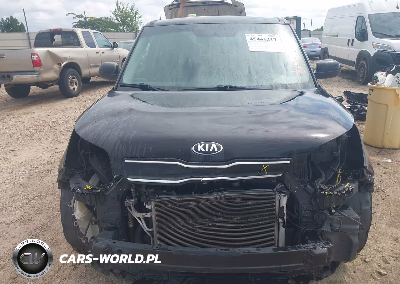 2018 Kia Soul + VIN:KNDJP3A52J7581893 - 13