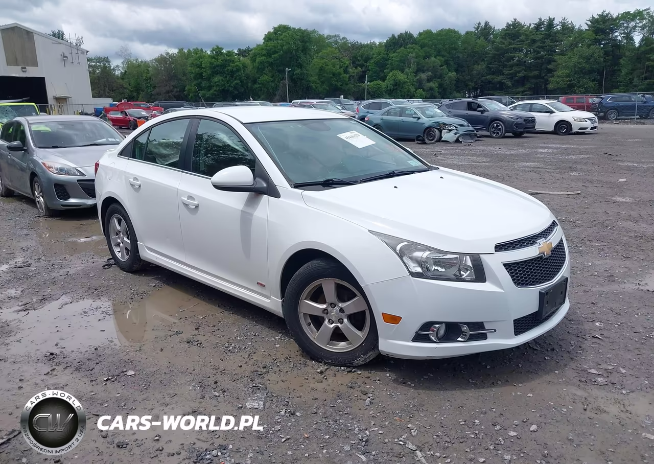 2014 Chevrolet Cruze 1Lt Auto – zdjęcie 1 z 13