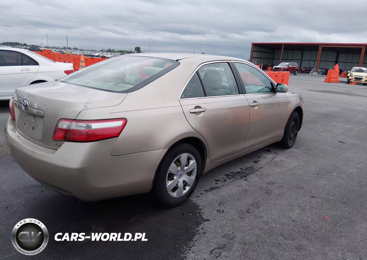 2008 Toyota Camry Le VIN:4T1BE46K88U775303 - 4