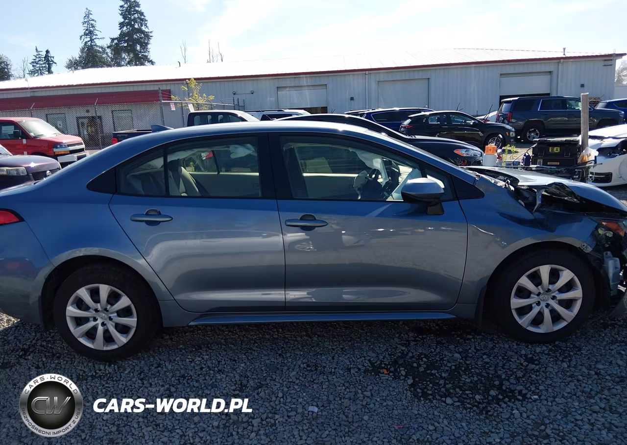 2026 Toyota Corolla Le VIN:JTDB4MEE0T3033964 - 14