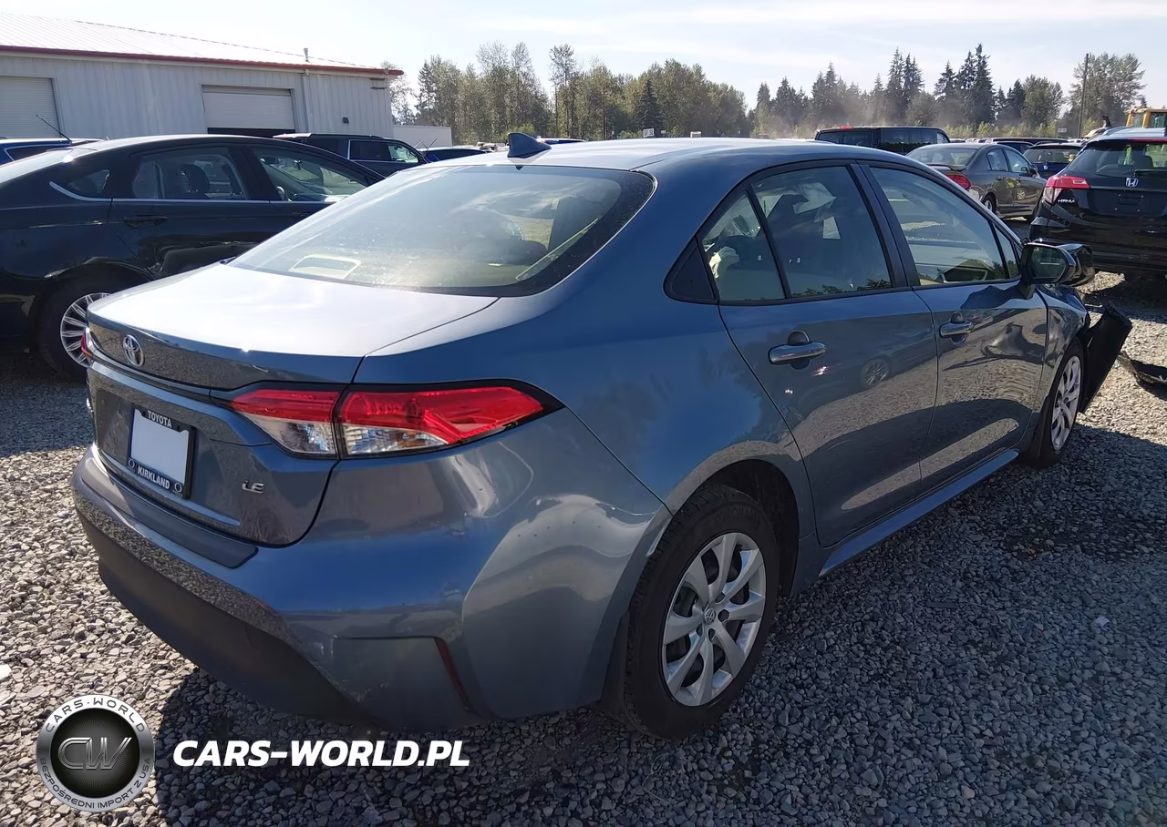 2026 Toyota Corolla Le VIN:JTDB4MEE0T3033964 - 4