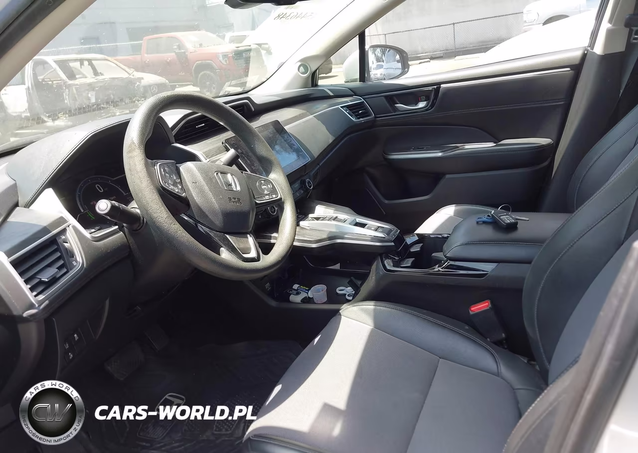 2018 Honda Clarity Plug-In Hybrid VIN:JHMZC5F11JC023801 - 17