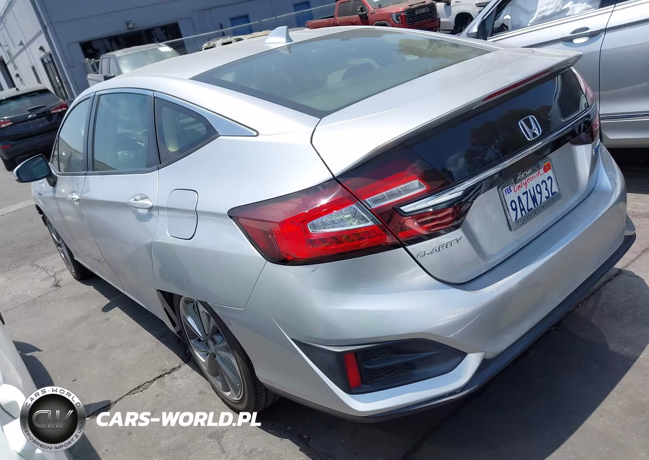 2018 Honda Clarity Plug-In Hybrid VIN:JHMZC5F11JC023801 - 3