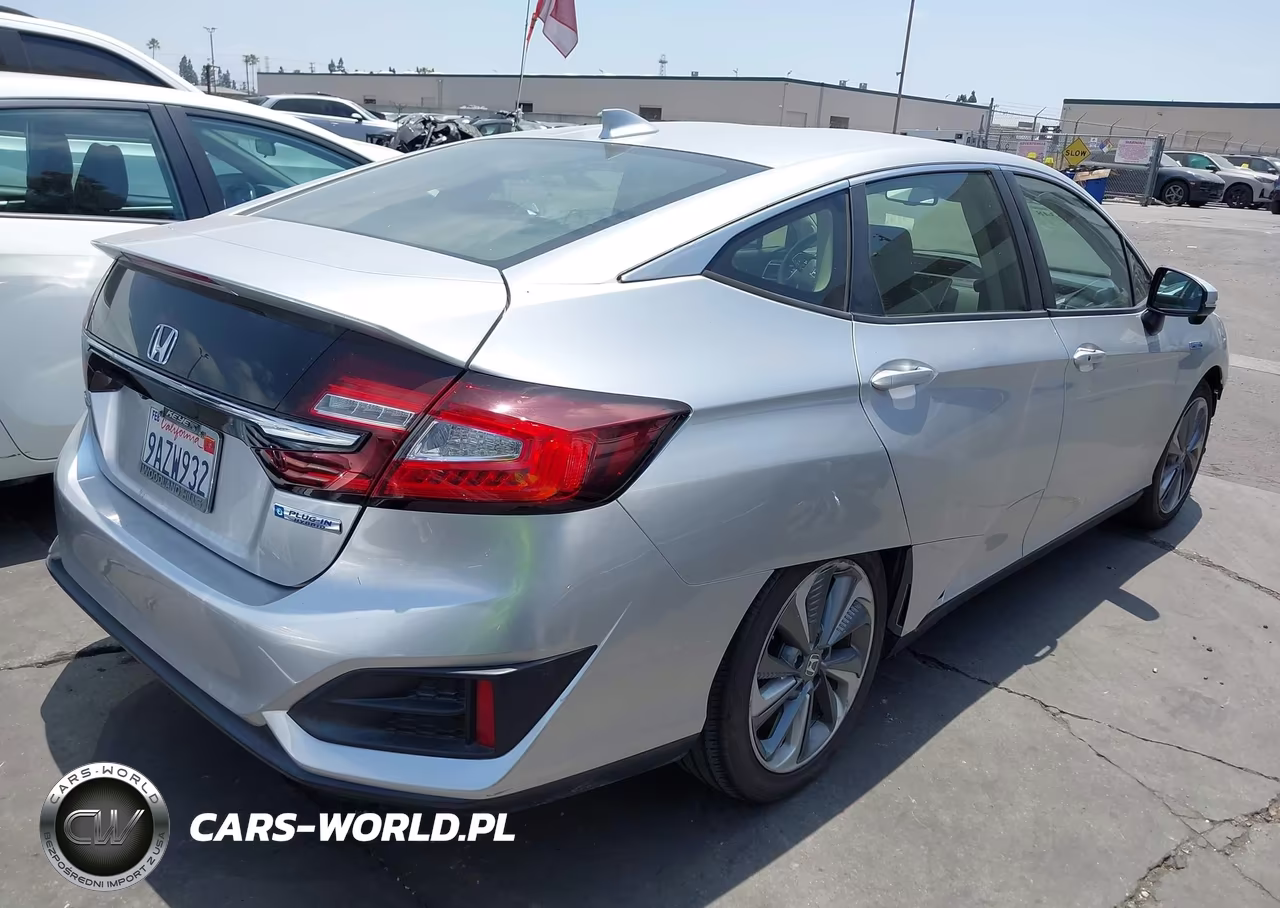 2018 Honda Clarity Plug-In Hybrid VIN:JHMZC5F11JC023801 - 4