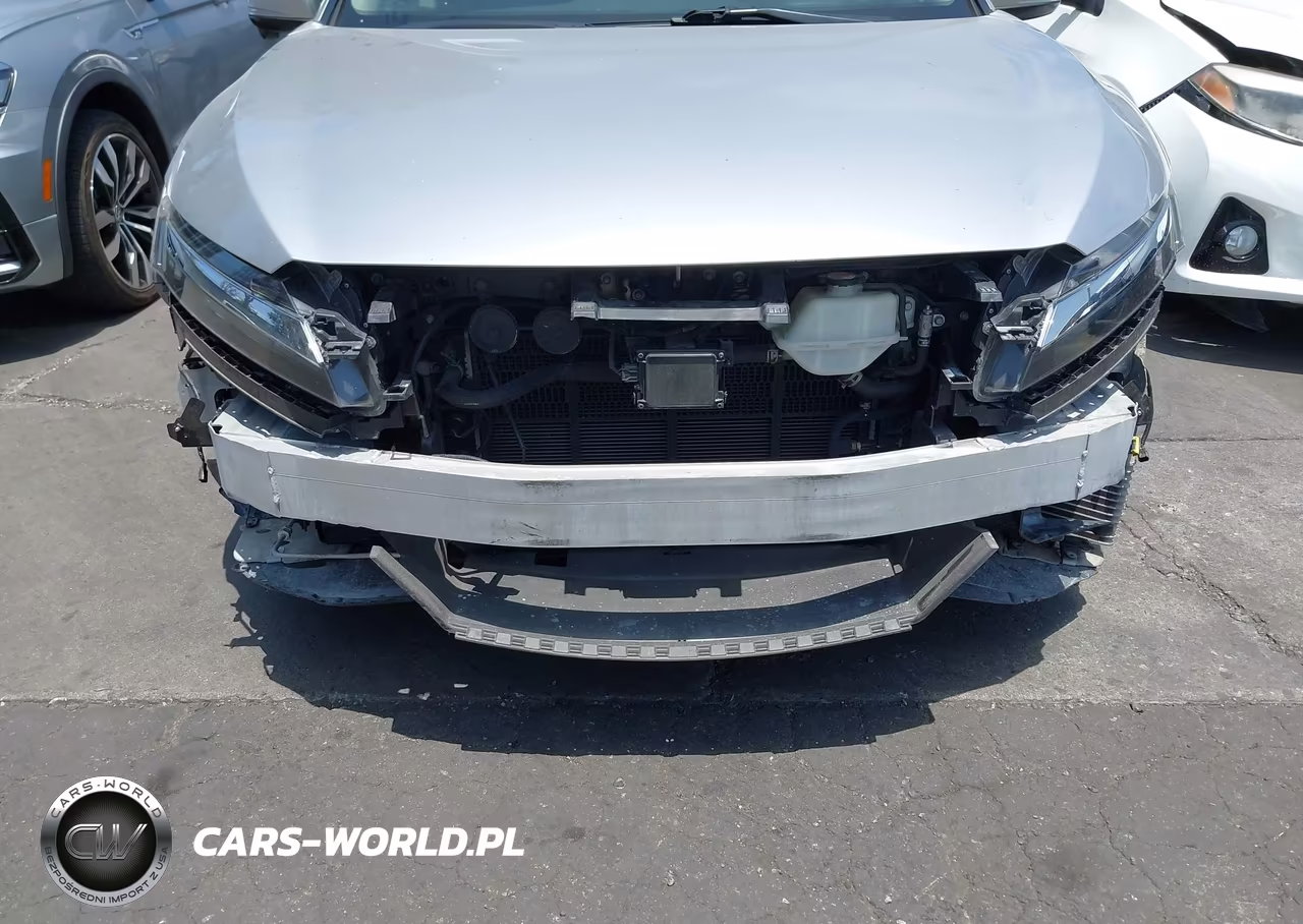 2018 Honda Clarity Plug-In Hybrid VIN:JHMZC5F11JC023801 - 6