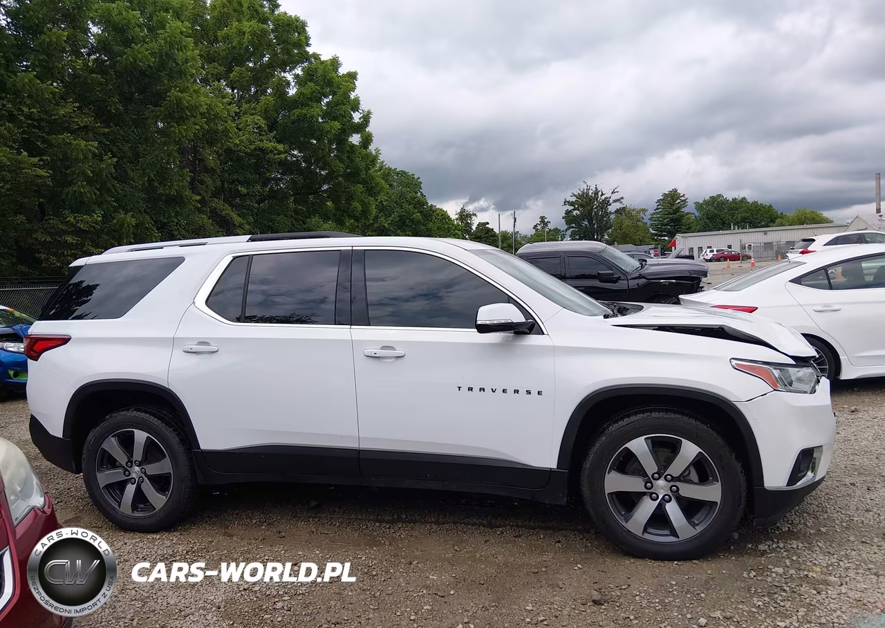 2018 Chevrolet Traverse Lt Leather VIN:1GNEVHKW4JJ261304 - 13