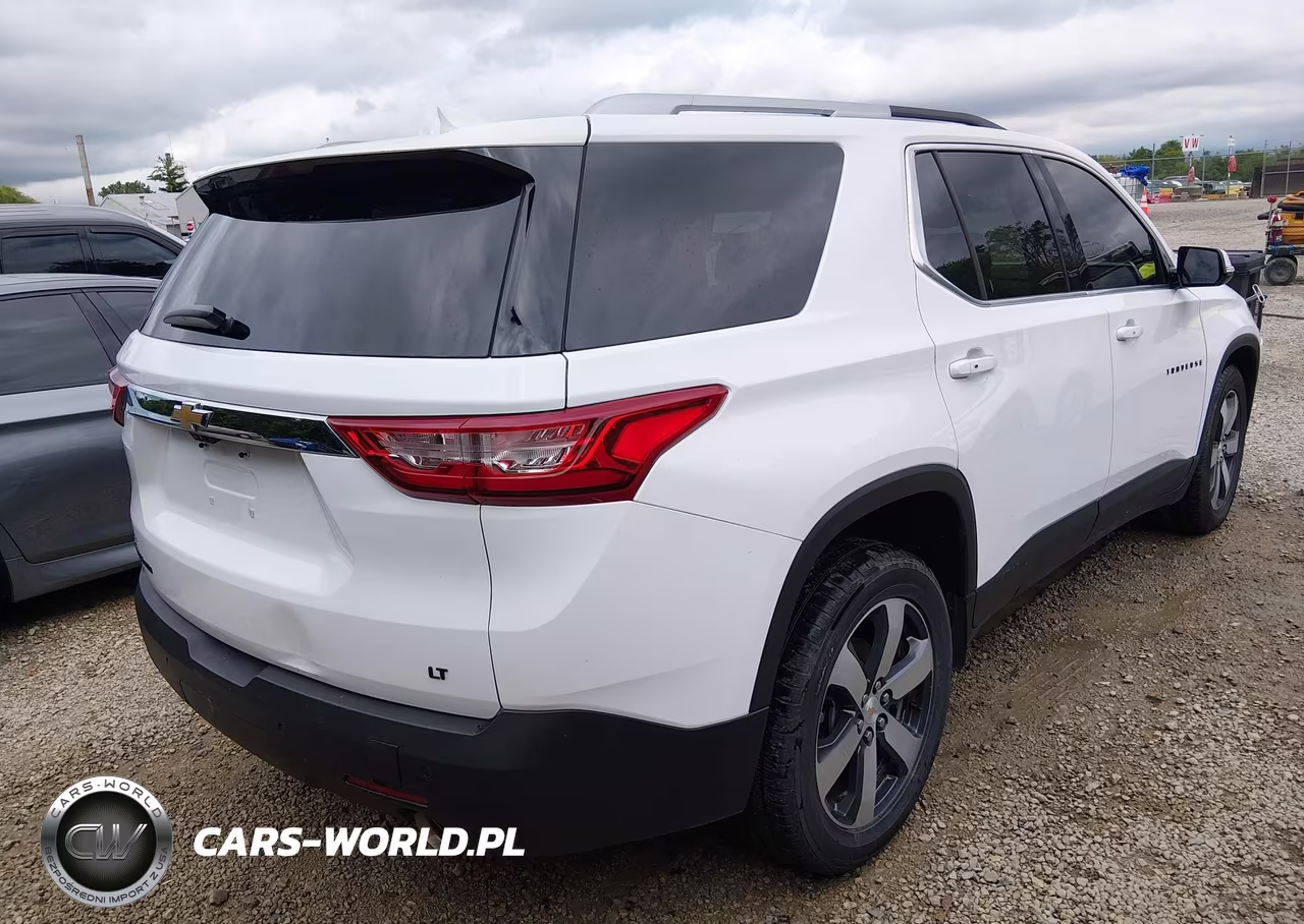2018 Chevrolet Traverse Lt Leather VIN:1GNEVHKW4JJ261304 - 4