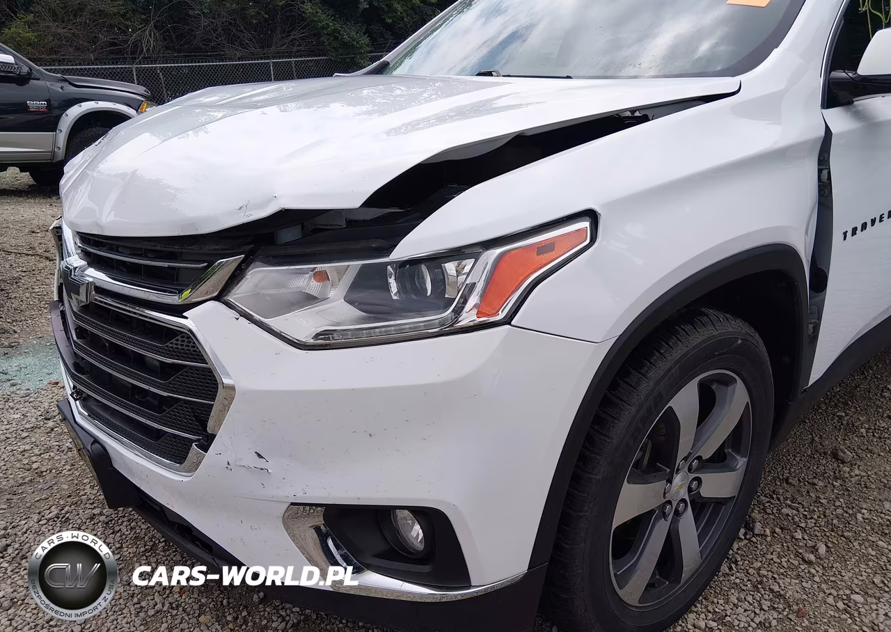 2018 Chevrolet Traverse Lt Leather VIN:1GNEVHKW4JJ261304 - 6