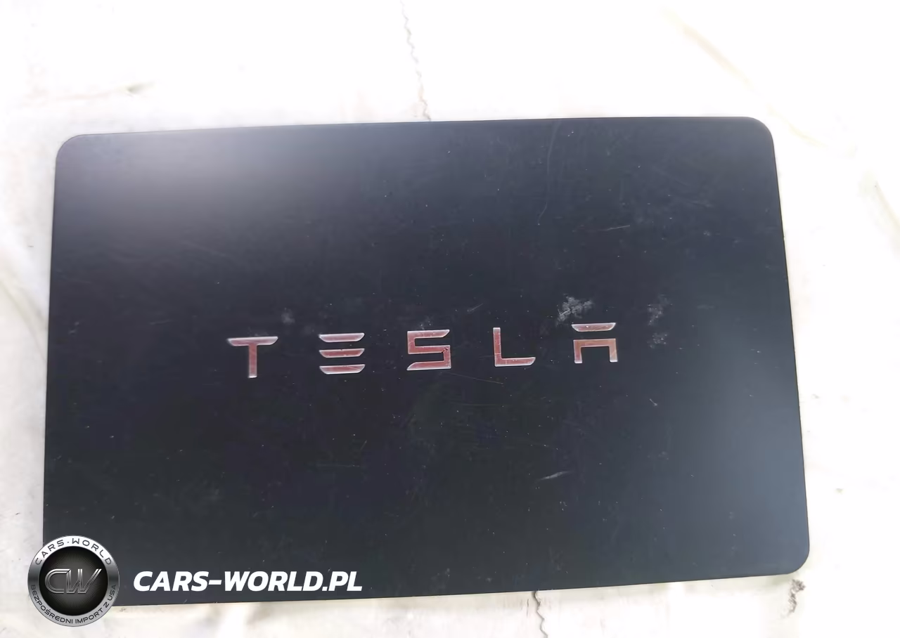 2024 Tesla Model Y Long Range Dual Motor All-Wheel Drive VIN:7SAYGAEE1RF030828 - 11