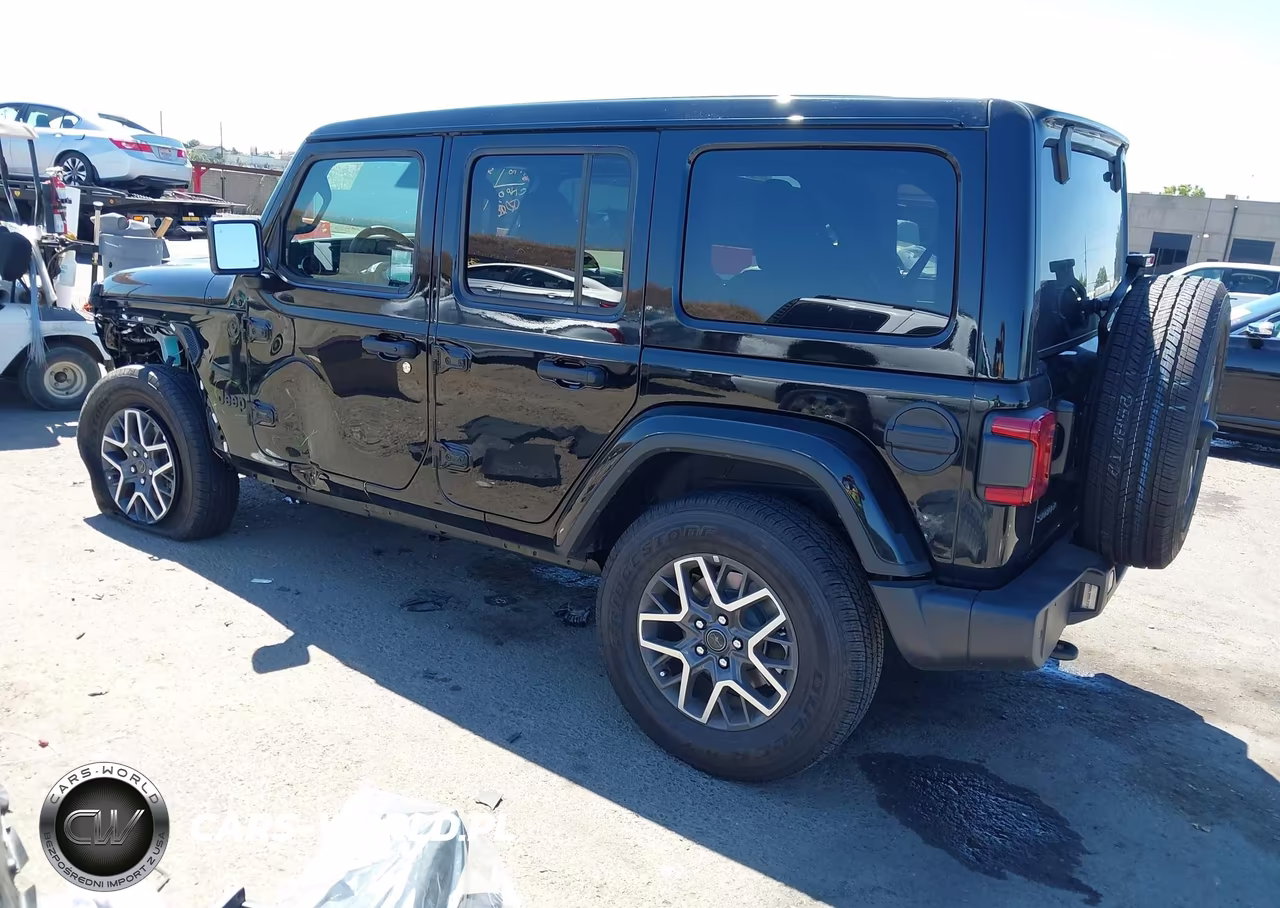 2025 Jeep Wrangler 4-Door Sahara 4X4 VIN:1C4PJXEN3SW656721 - 3