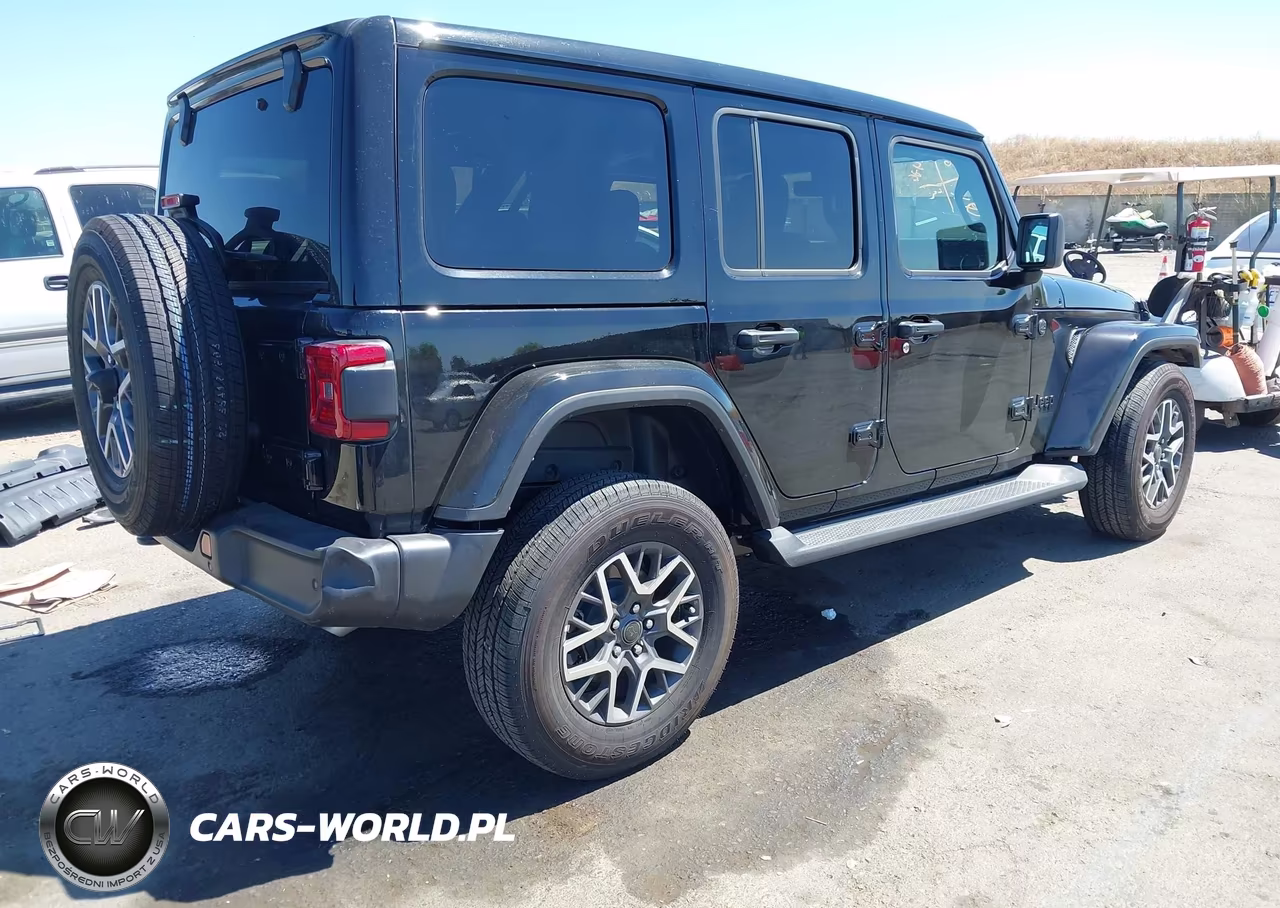 2025 Jeep Wrangler 4-Door Sahara 4X4 VIN:1C4PJXEN3SW656721 - 4