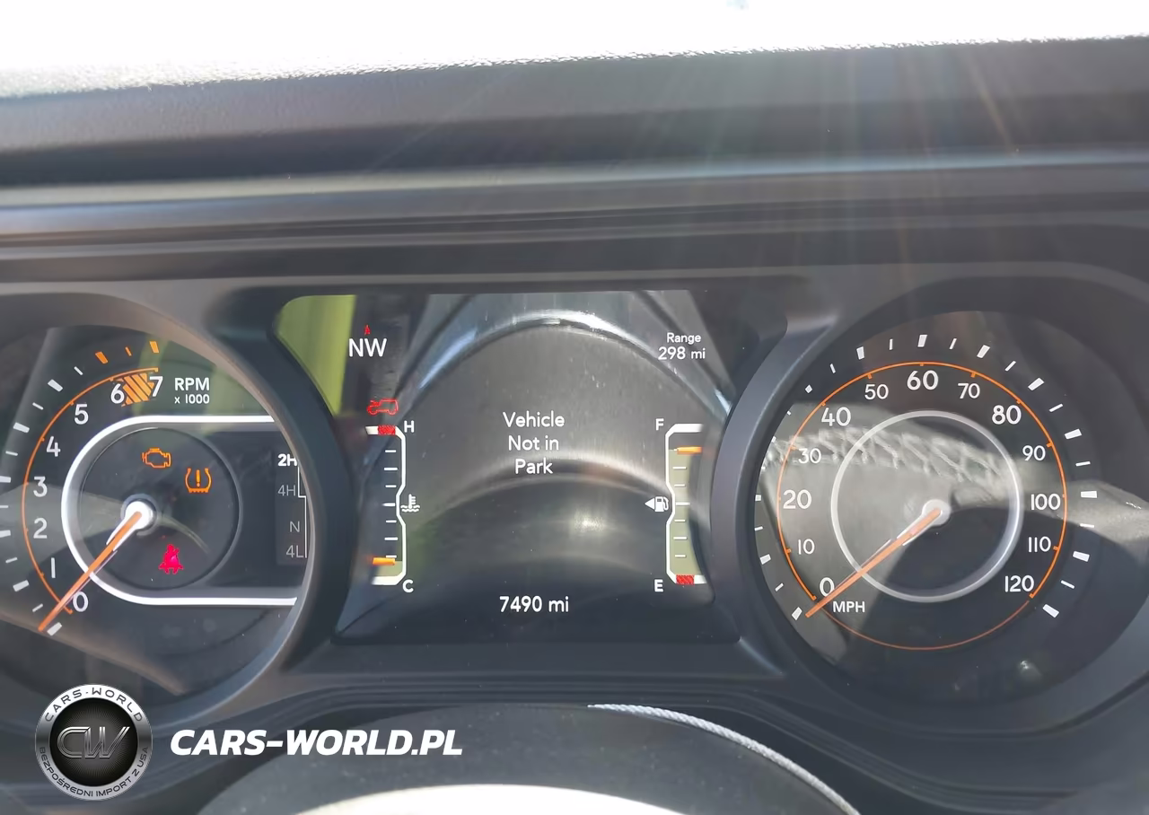 2025 Jeep Wrangler 4-Door Sahara 4X4 VIN:1C4PJXEN3SW656721 - 7