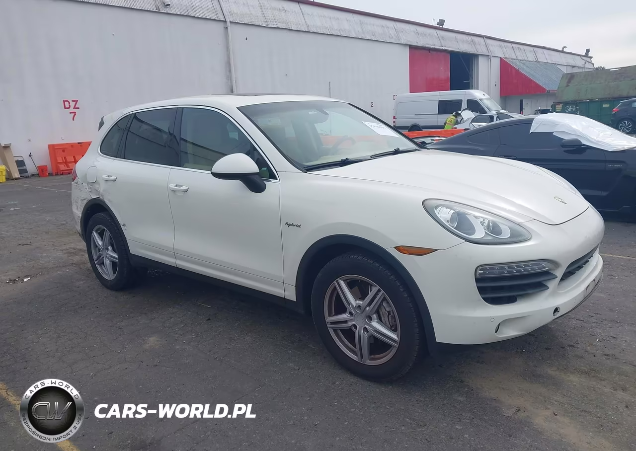 2011 Porsche Cayenne Hybrid S
