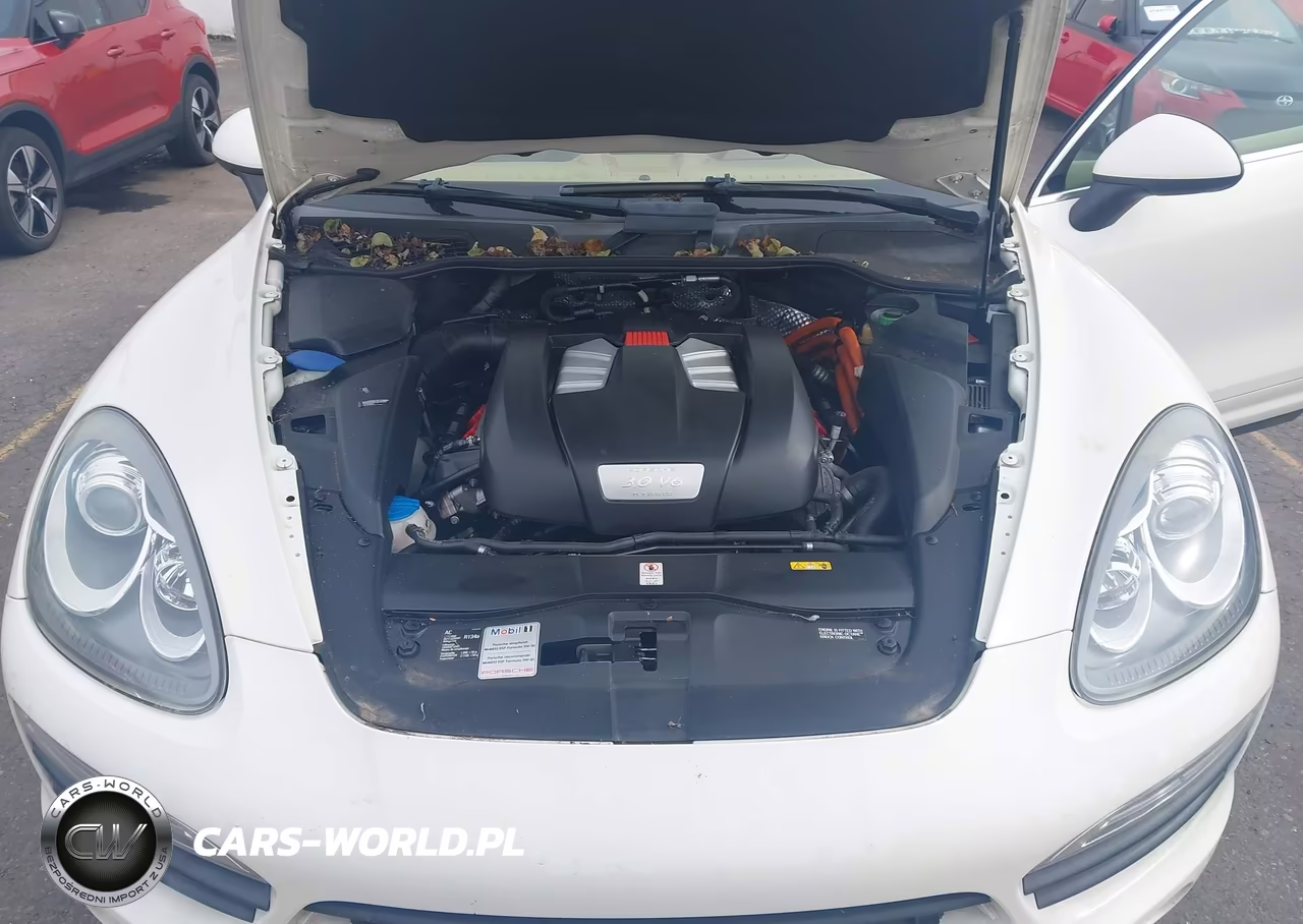2011 Porsche Cayenne Hybrid S VIN:WP1AE2A27BLA91592 - 10