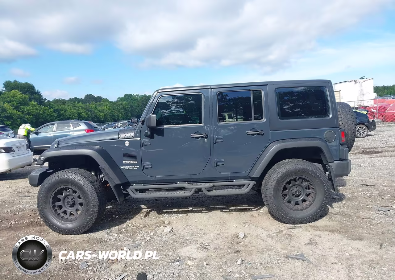 2017 Jeep Wrangler Unlimited Sport 4X4 VIN:1C4BJWDG7HL721149 - 14