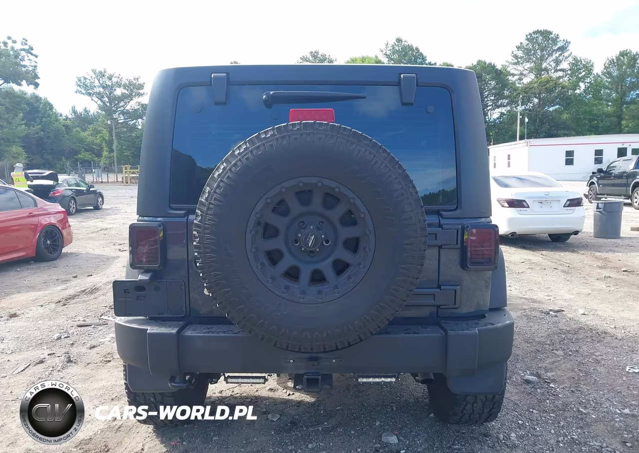 2017 Jeep Wrangler Unlimited Sport 4X4 VIN:1C4BJWDG7HL721149 - 16