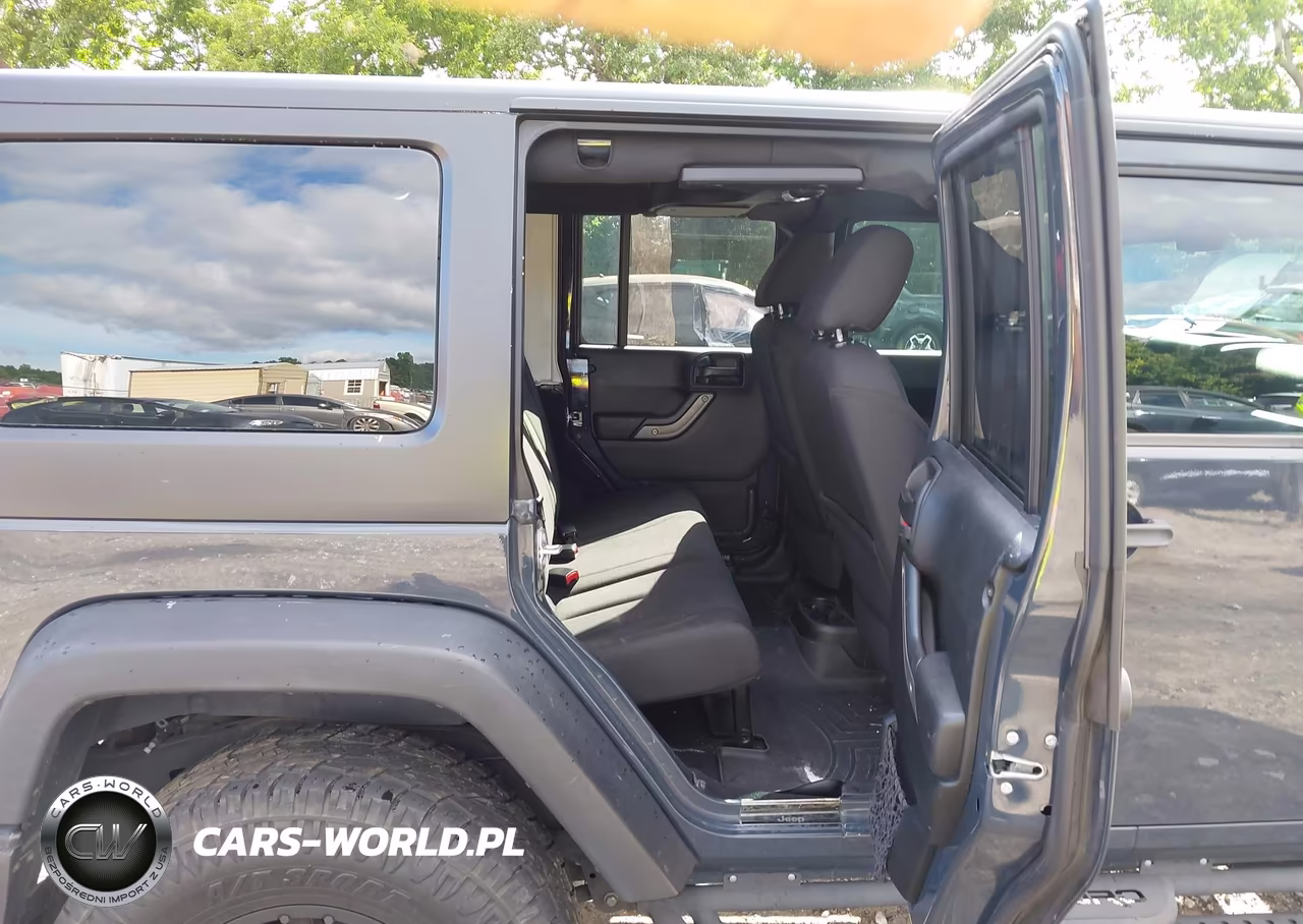 2017 Jeep Wrangler Unlimited Sport 4X4 VIN:1C4BJWDG7HL721149 - 8