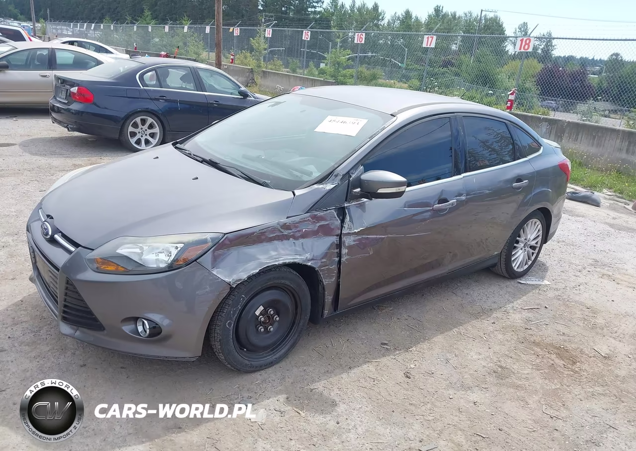 2014 Ford Focus Titanium VIN:1FADP3J28EL117593 - 2