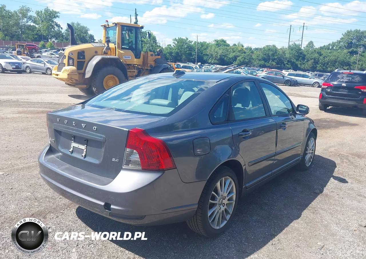 2010 Volvo S40 2.4I VIN:YV1382MS5A2501852 - 4