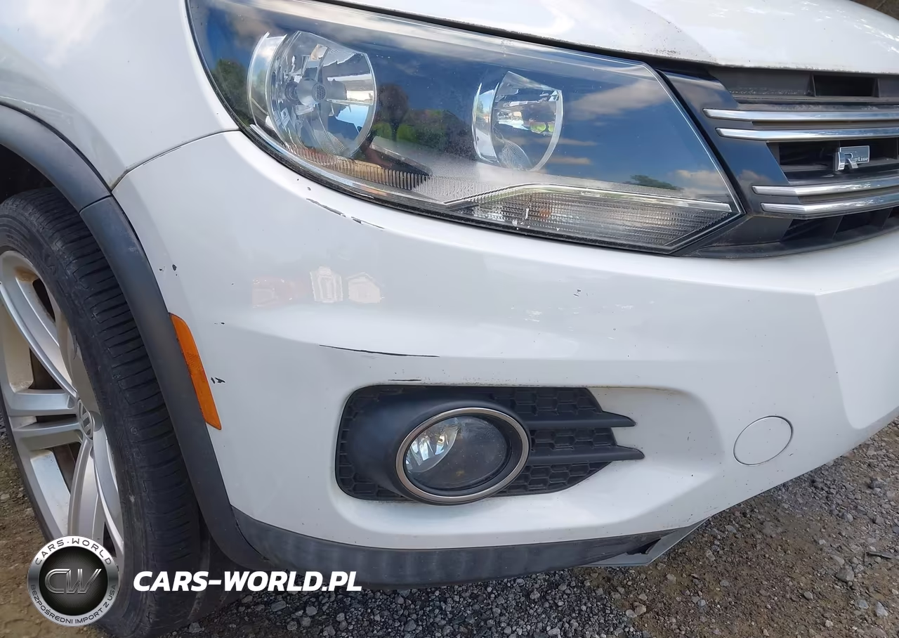 2016 Volkswagen Tiguan R-Line VIN:WVGAV7AX1GW557187 - 13