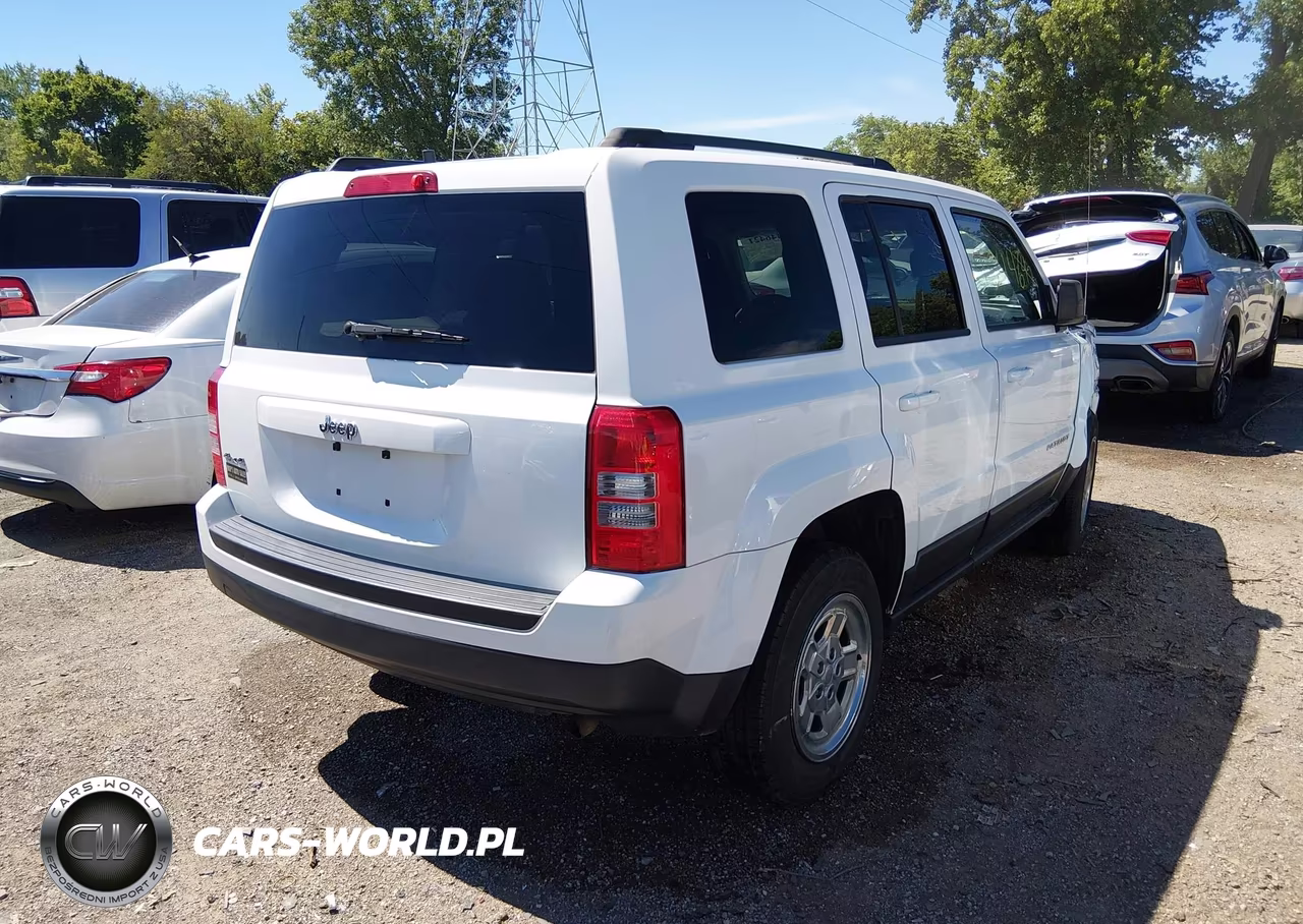 2014 Jeep Patriot Sport VIN:1C4NJRBB3ED598185 - 4