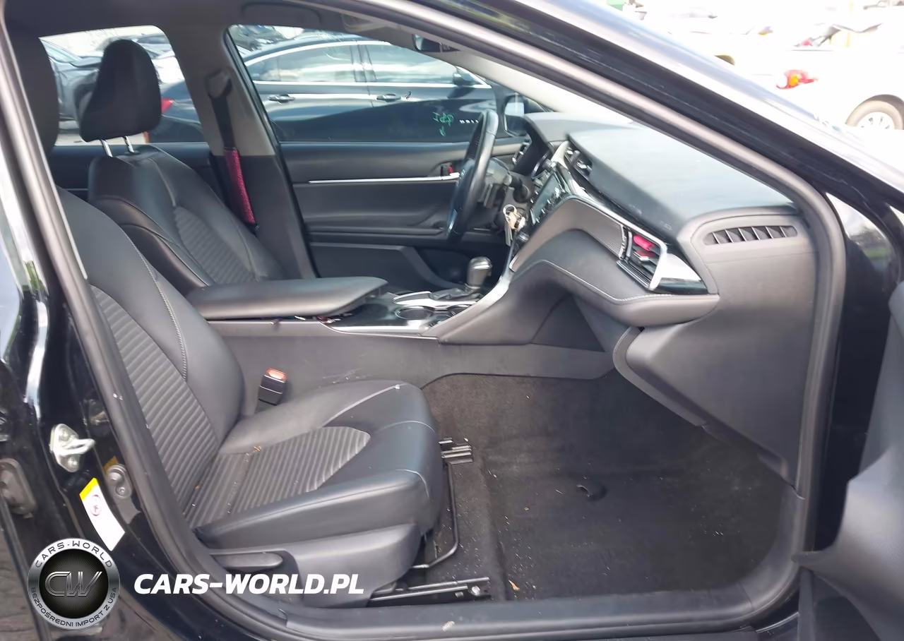 2018 Toyota Camry Se VIN:4T1B11HK8JU016213 - 5