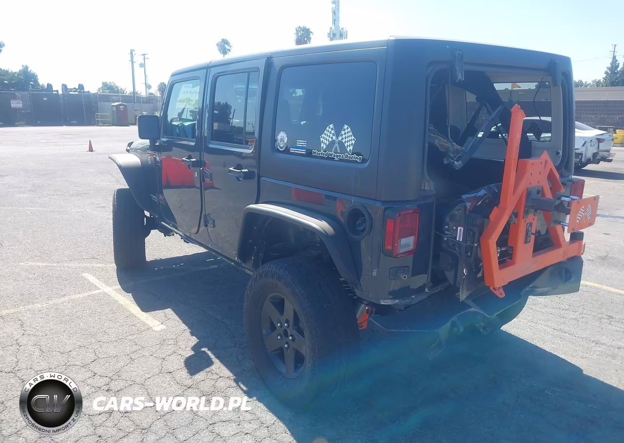 2017 Jeep Wrangler Unlimited Rubicon VIN:1C4BJWFG3HL630537 - 3