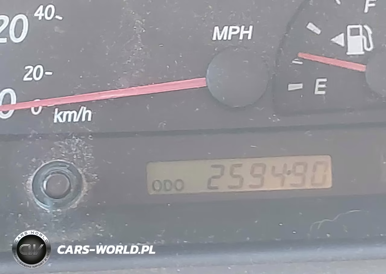 2002 Toyota Camry Le VIN:4T1BE32KX2U587373 - 7