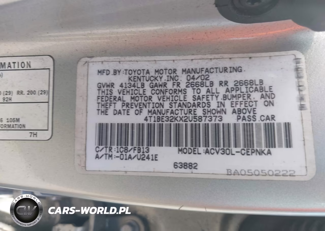 2002 Toyota Camry Le VIN:4T1BE32KX2U587373 - 9