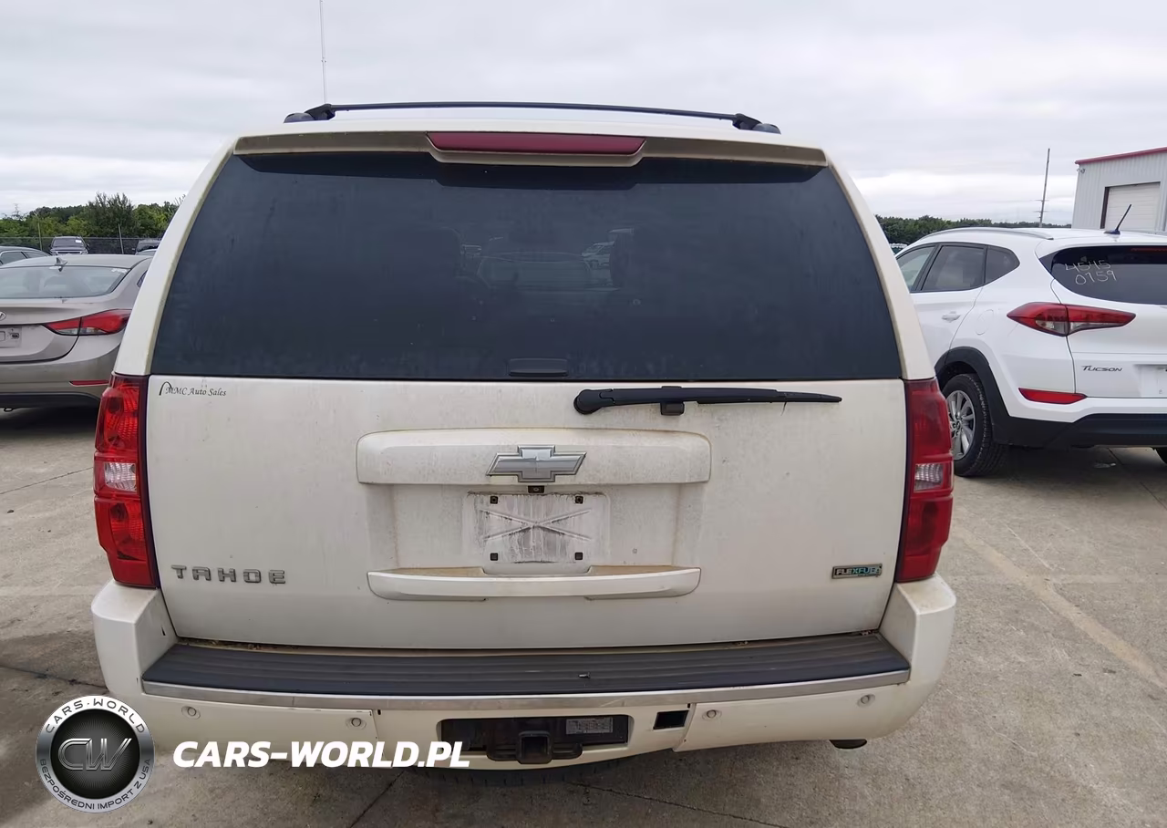 2011 Chevrolet Tahoe Ltz VIN:1GNSKCE0XBR265222 - 16