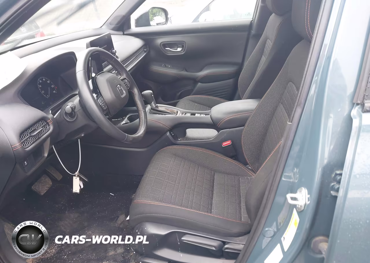 2025 Honda Hr-V Awd Sport VIN:3CZRZ2H52SM721729 - 5