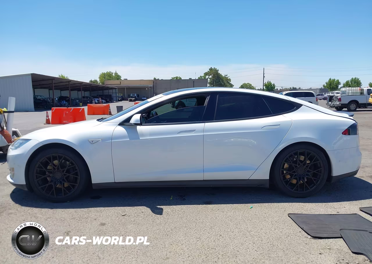 2015 Tesla Model S 70D-85D-P85D VIN:5YJSA1H2XFF085196 - 13