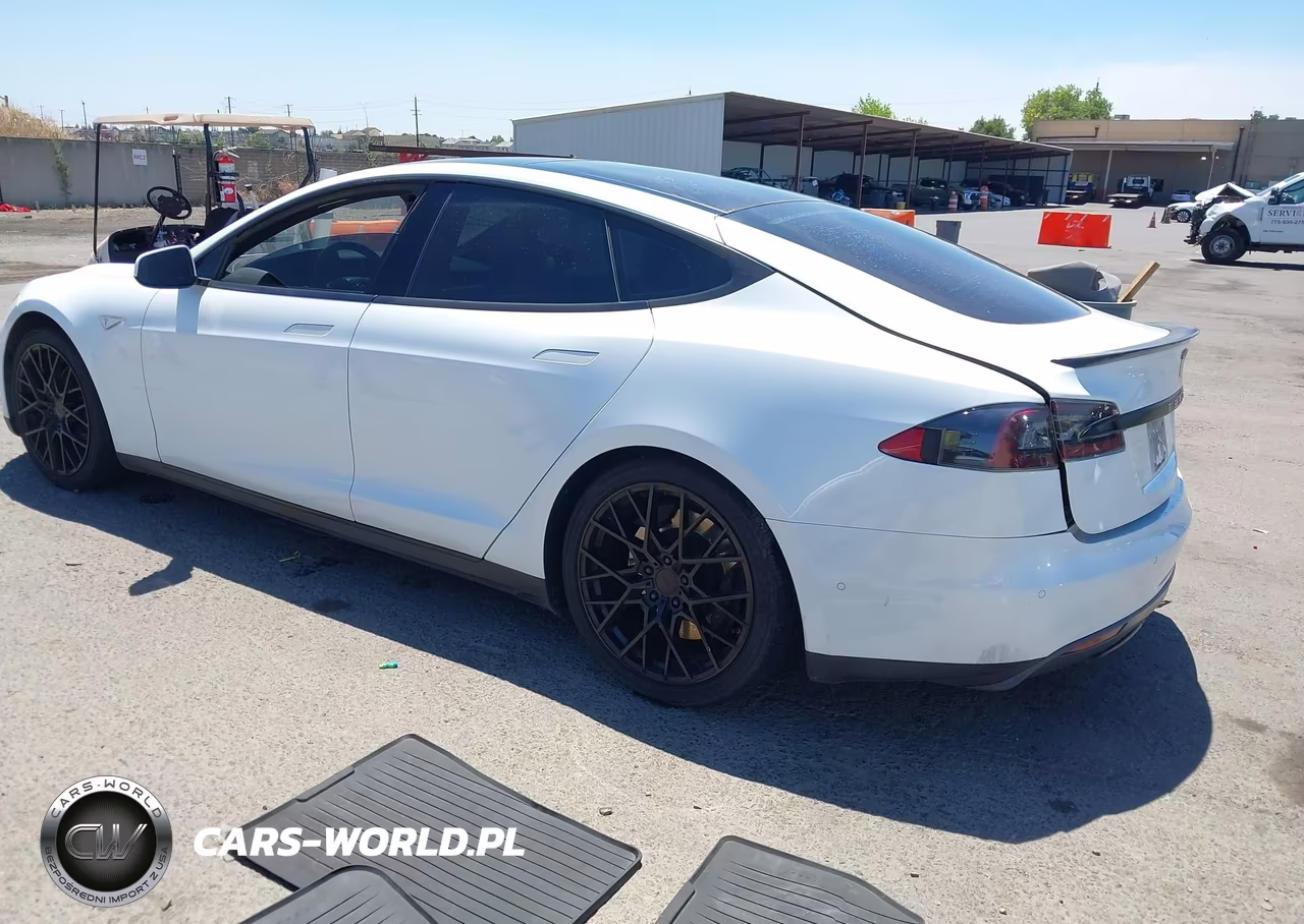 2015 Tesla Model S 70D-85D-P85D VIN:5YJSA1H2XFF085196 - 3