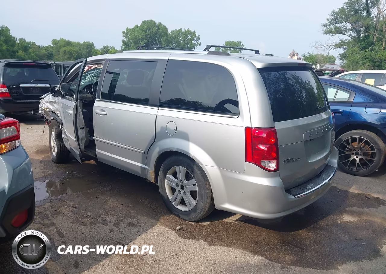 2012 Dodge Grand Caravan Crew VIN:2C4RDGDG8CR193438 - 3
