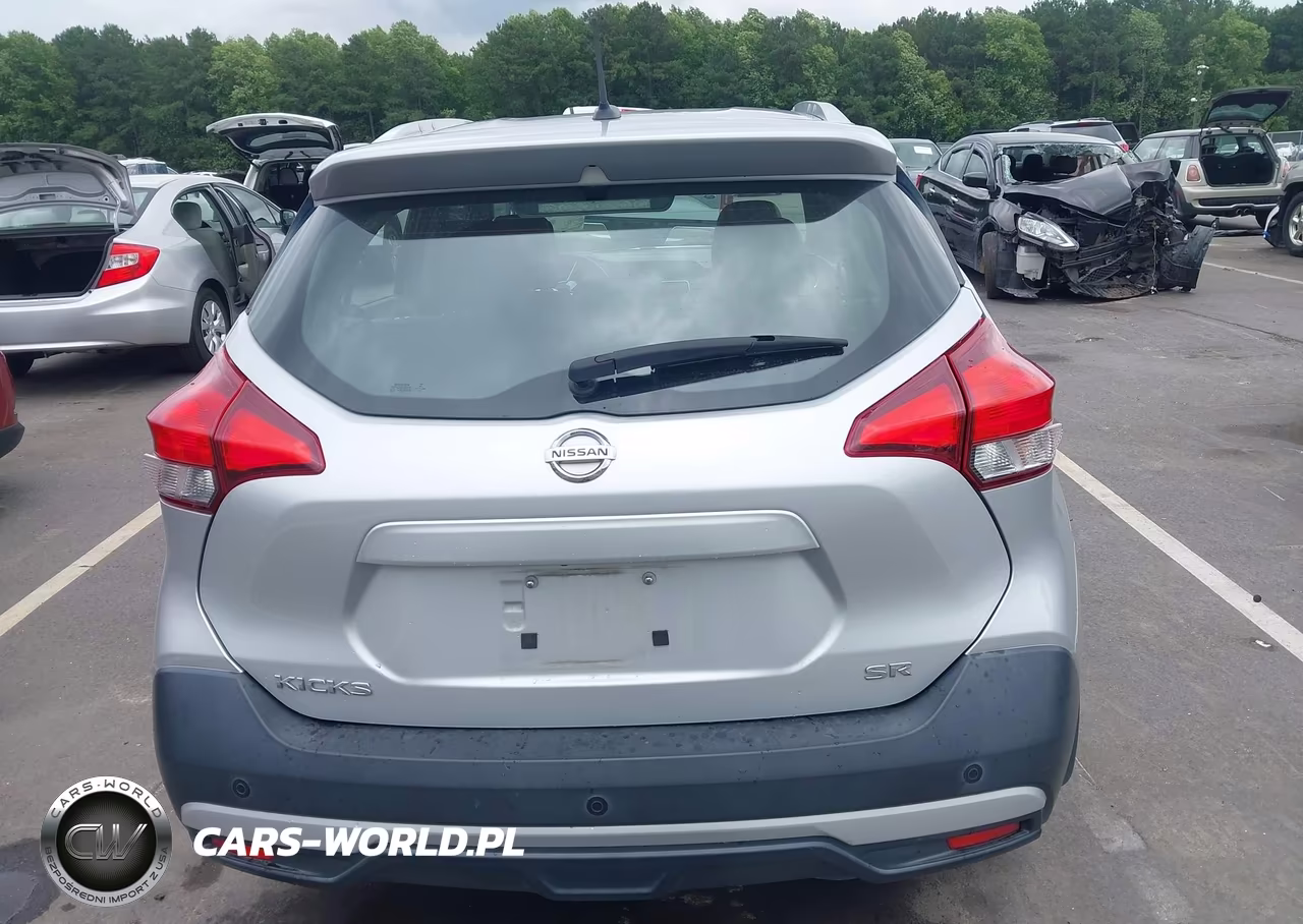 2019 Nissan Kicks Sr VIN:3N1CP5CU9KL531159 - 16