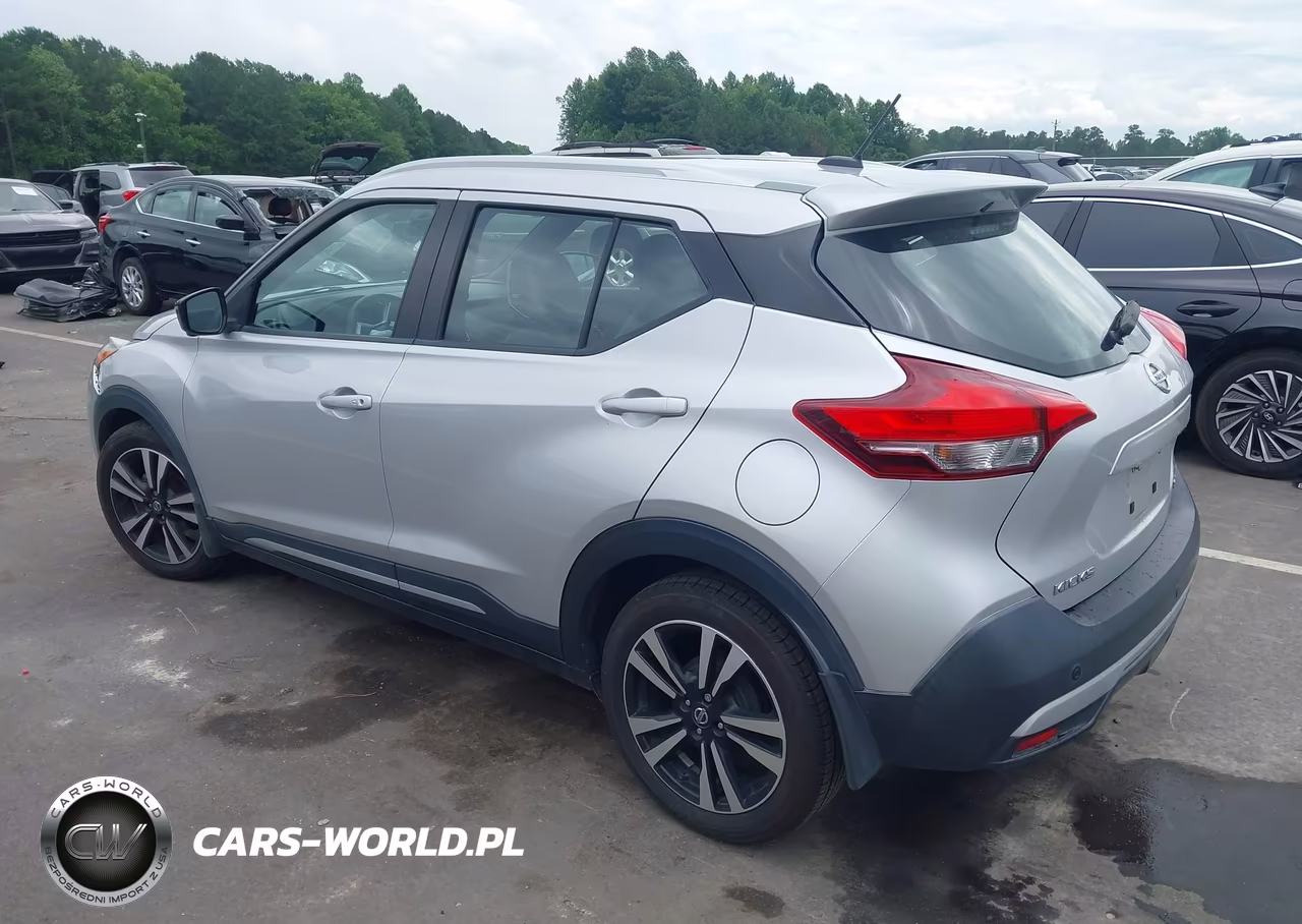 2019 Nissan Kicks Sr VIN:3N1CP5CU9KL531159 - 3