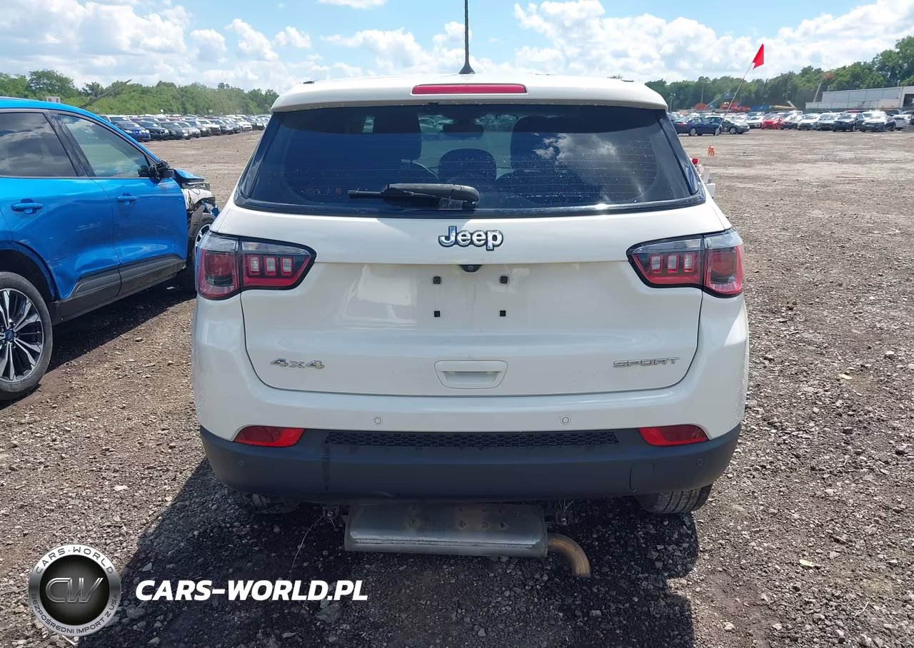 2018 Jeep Compass Sport 4X4 VIN:3C4NJDAB3JT361236 - 16