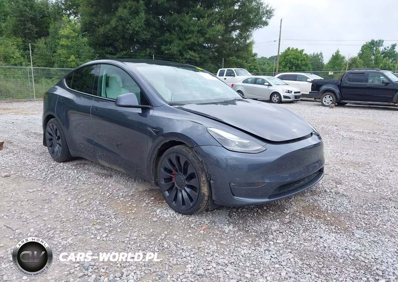 2022 Tesla Model Y Performance Dual Motor All-Wheel Drive – zdjęcie 1 z 18