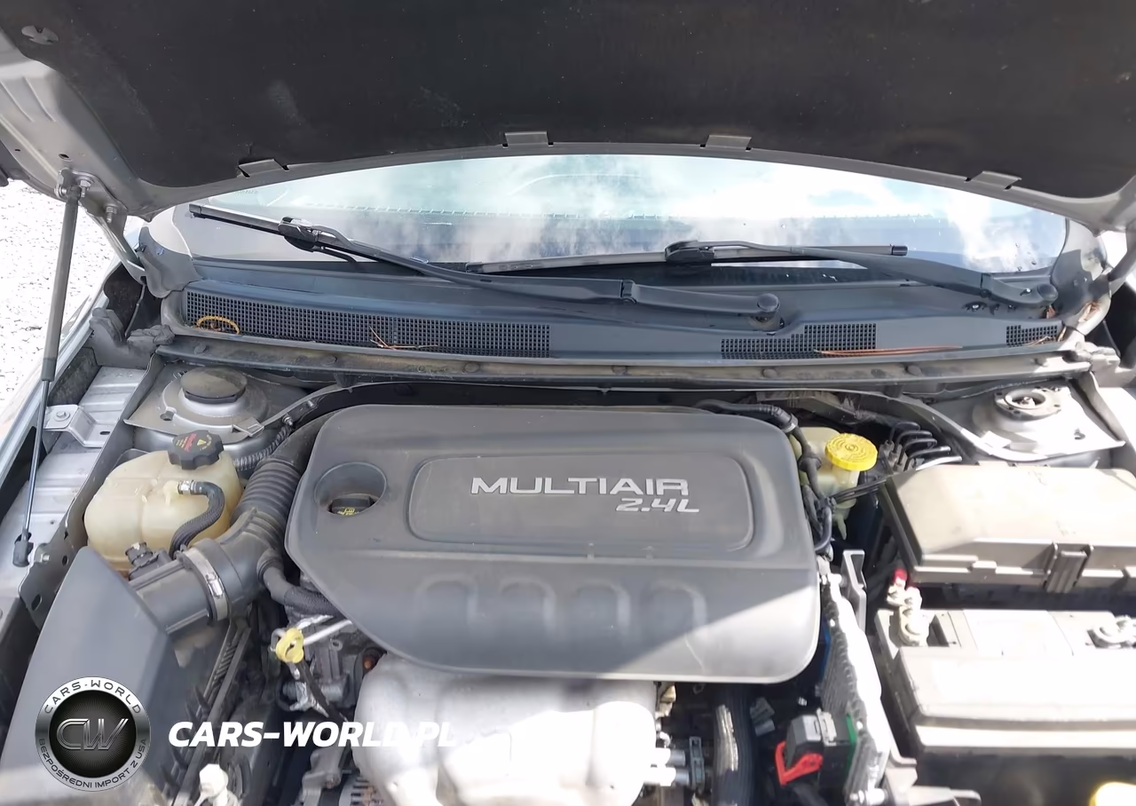 2015 Chrysler 200 Limited VIN:1C3CCCAB0FN725006 - 10
