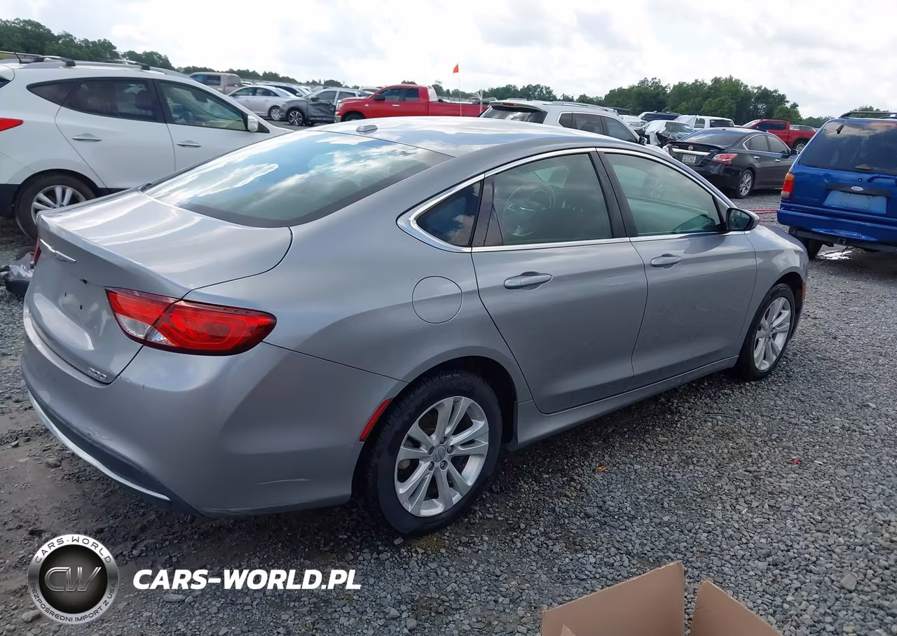 2015 Chrysler 200 Limited VIN:1C3CCCAB0FN725006 - 4