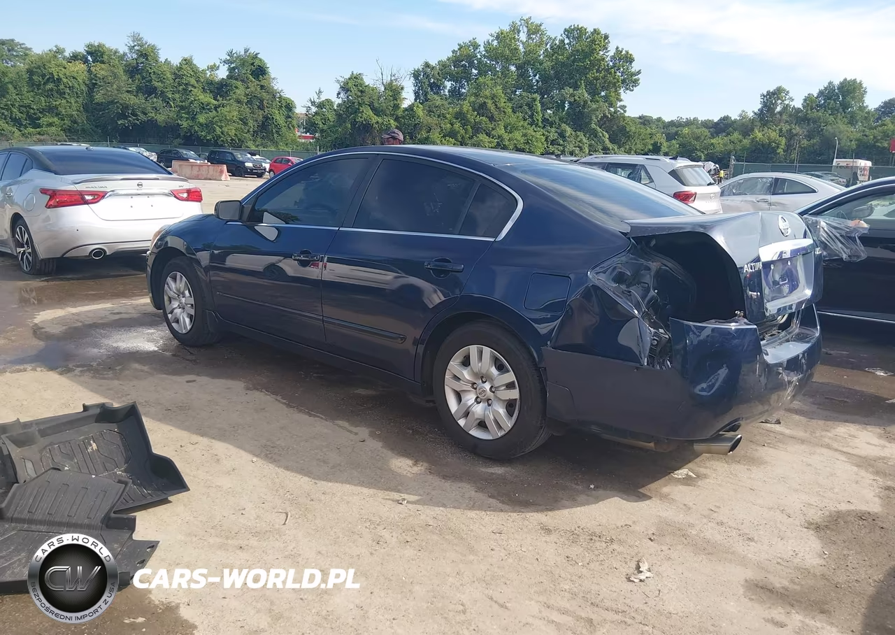 2010 Nissan Altima 2.5 S VIN:1N4AL2AP1AC109785 - 3